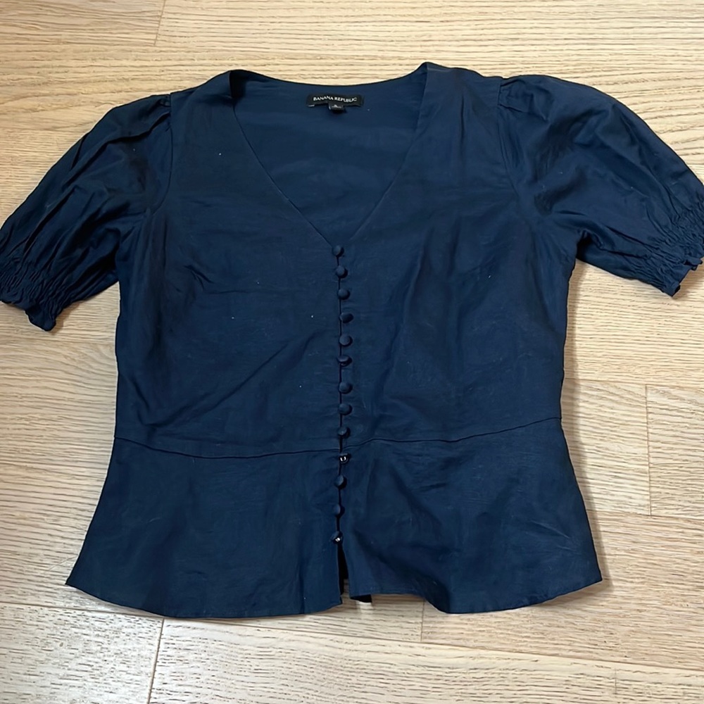 Banana republic linen cotton peplum top in navy